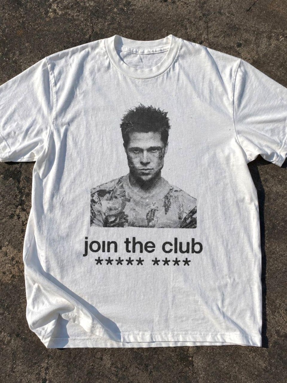 Gildan White Graphic 'Join the Club' Short Sleeve Tee
